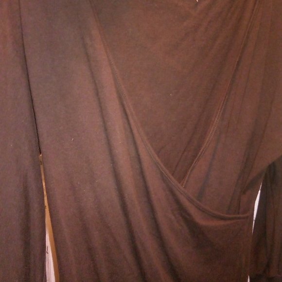 Aritzia Sexy Crossover Top! - Picture 3 of 3